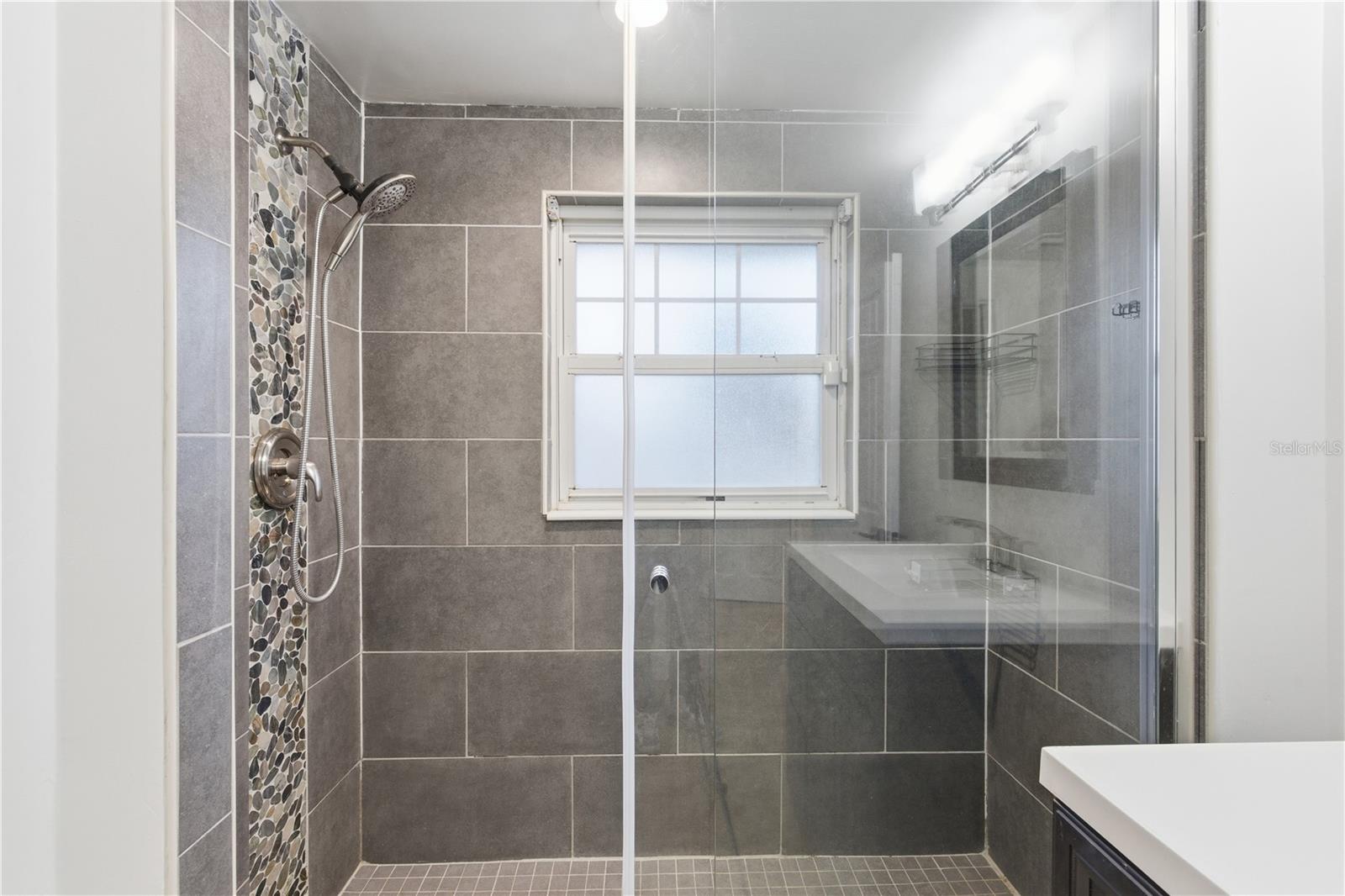 Image 27 of 46 For 327 Sunny Lane