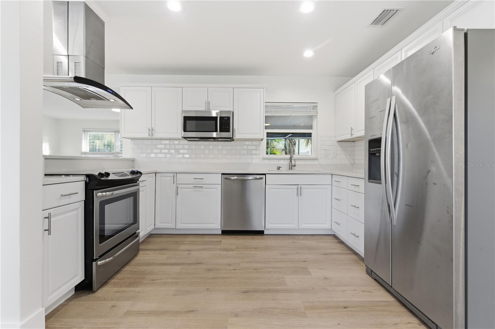 Image 4 of 46 For 327 Sunny Lane