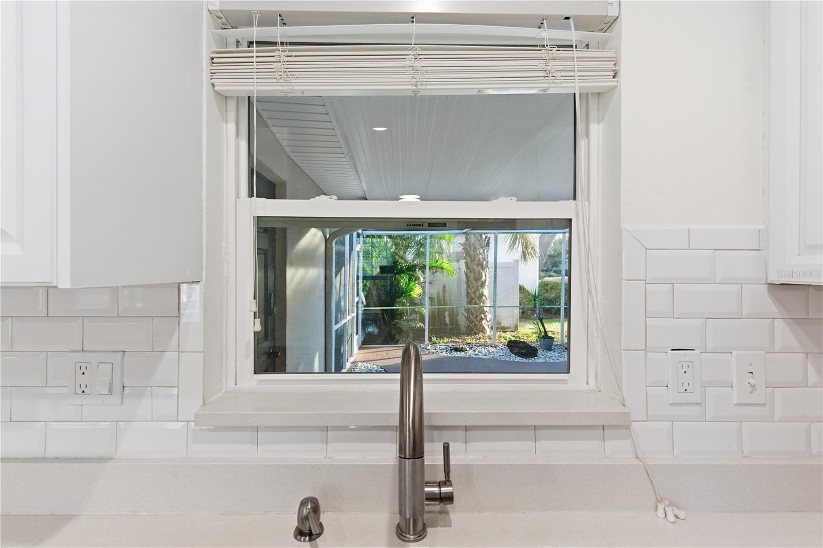 Image 7 of 46 For 327 Sunny Lane