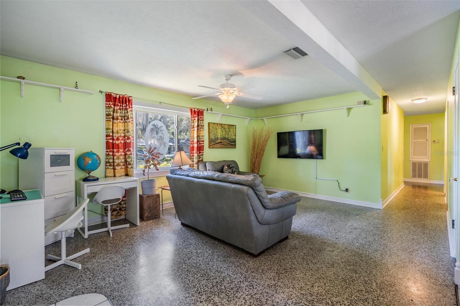 Image 6 of 32 For 2522 149th Avenue