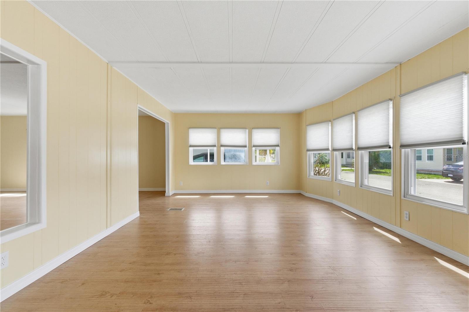 Image 14 of 46 For 808 53rd Avenue E 246