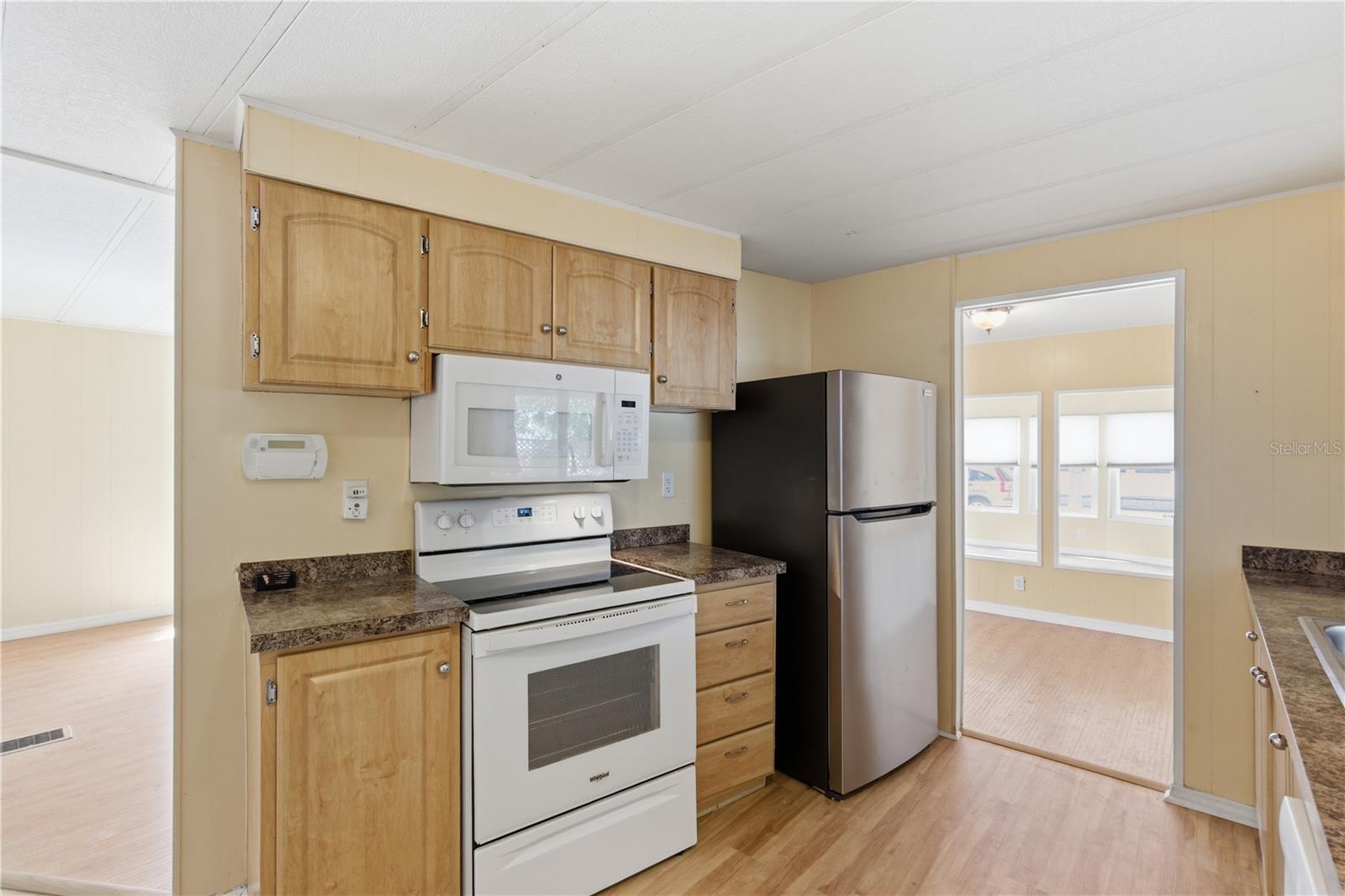 Image 21 of 46 For 808 53rd Avenue E 246