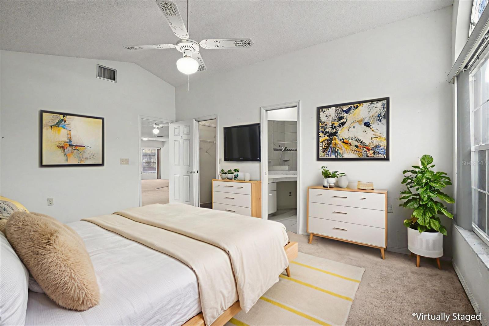 Image 15 of 38 For 7612 High Pines Court