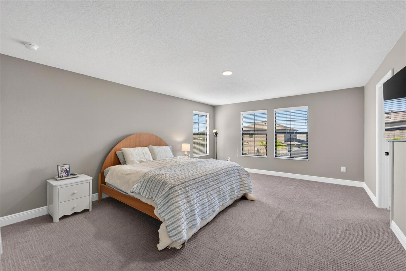 Image 29 of 76 For 7121 Estero Court