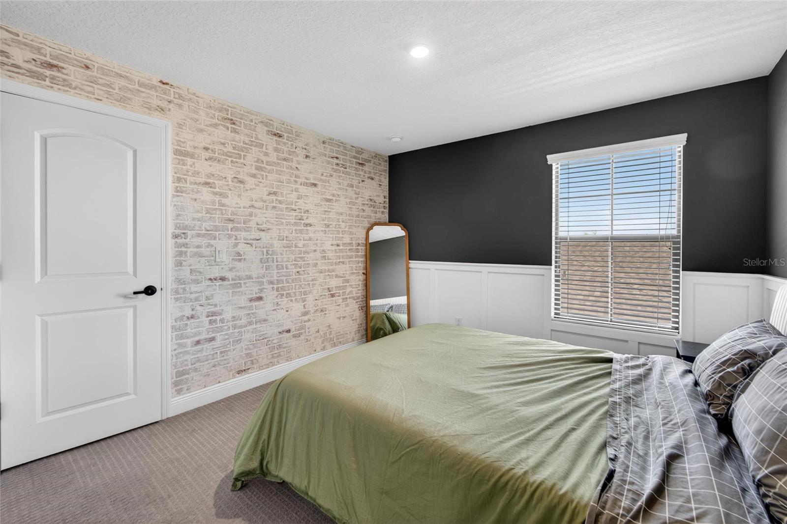 Image 37 of 76 For 7121 Estero Court