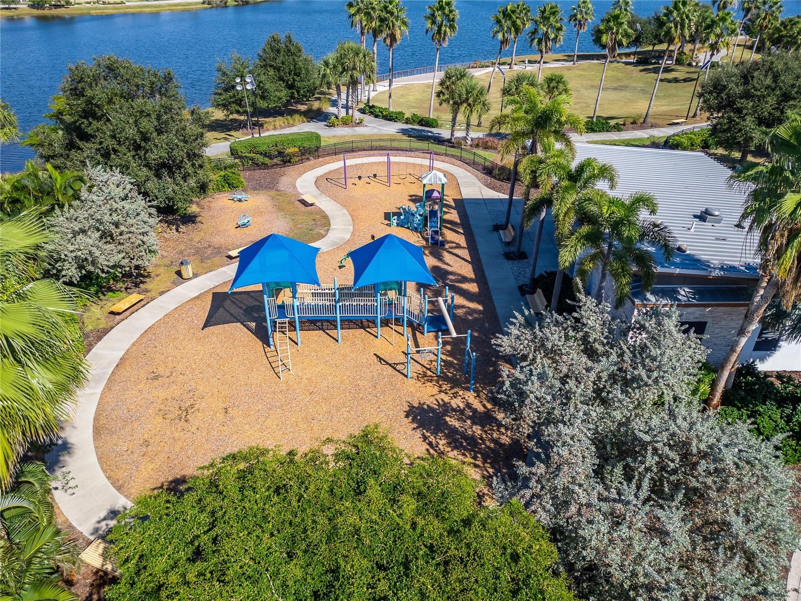 Image 53 of 76 For 7121 Estero Court