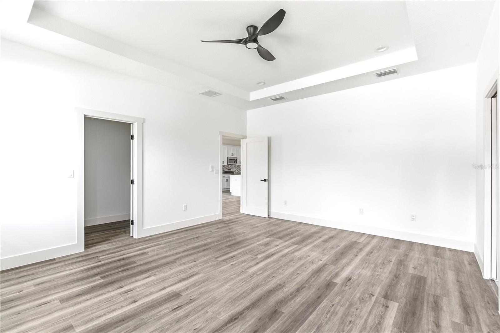 Image 33 of 42 For 2601 70th Street