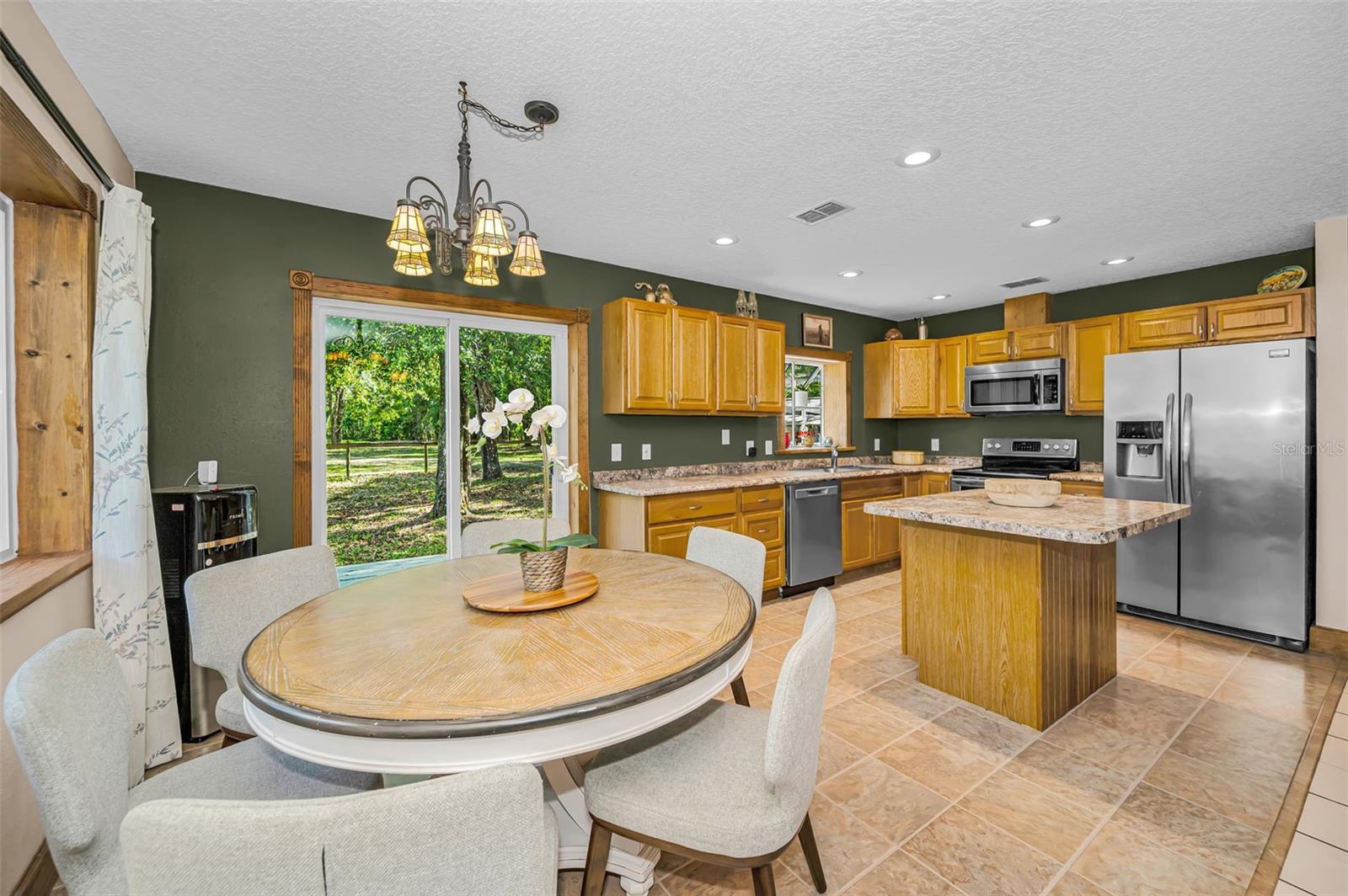 Image 12 of 66 For 4130 Racers Way