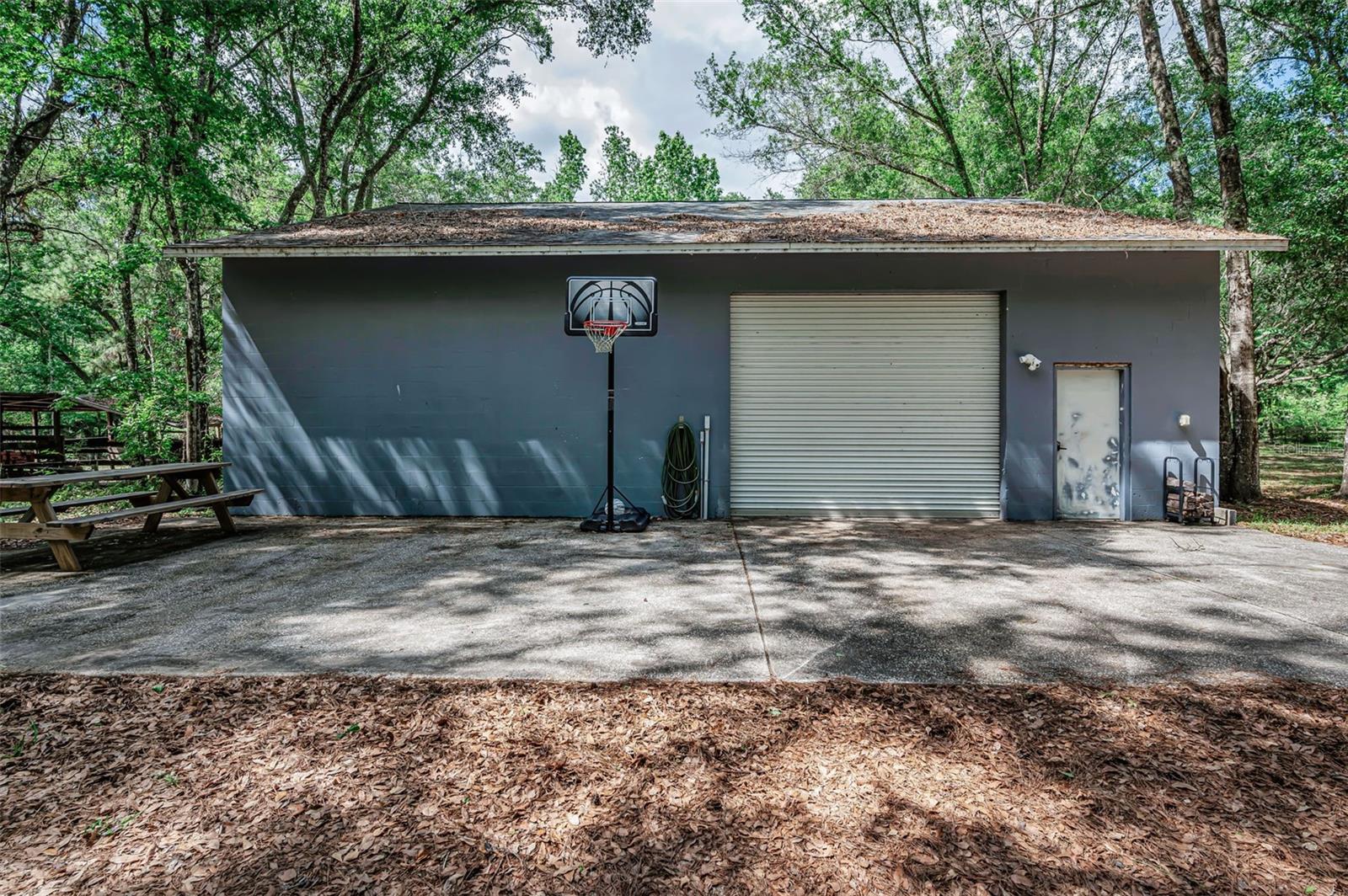 Image 32 of 66 For 4130 Racers Way