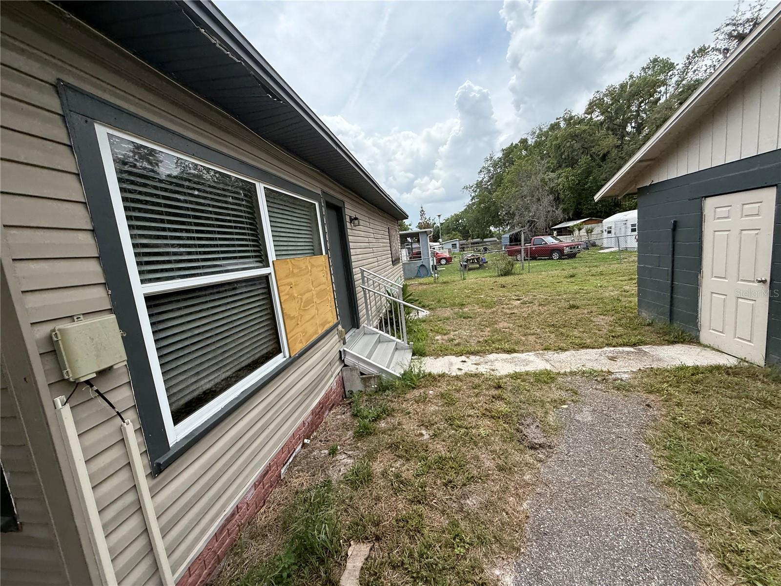 Image 15 of 17 For 5926 Crafton Drive