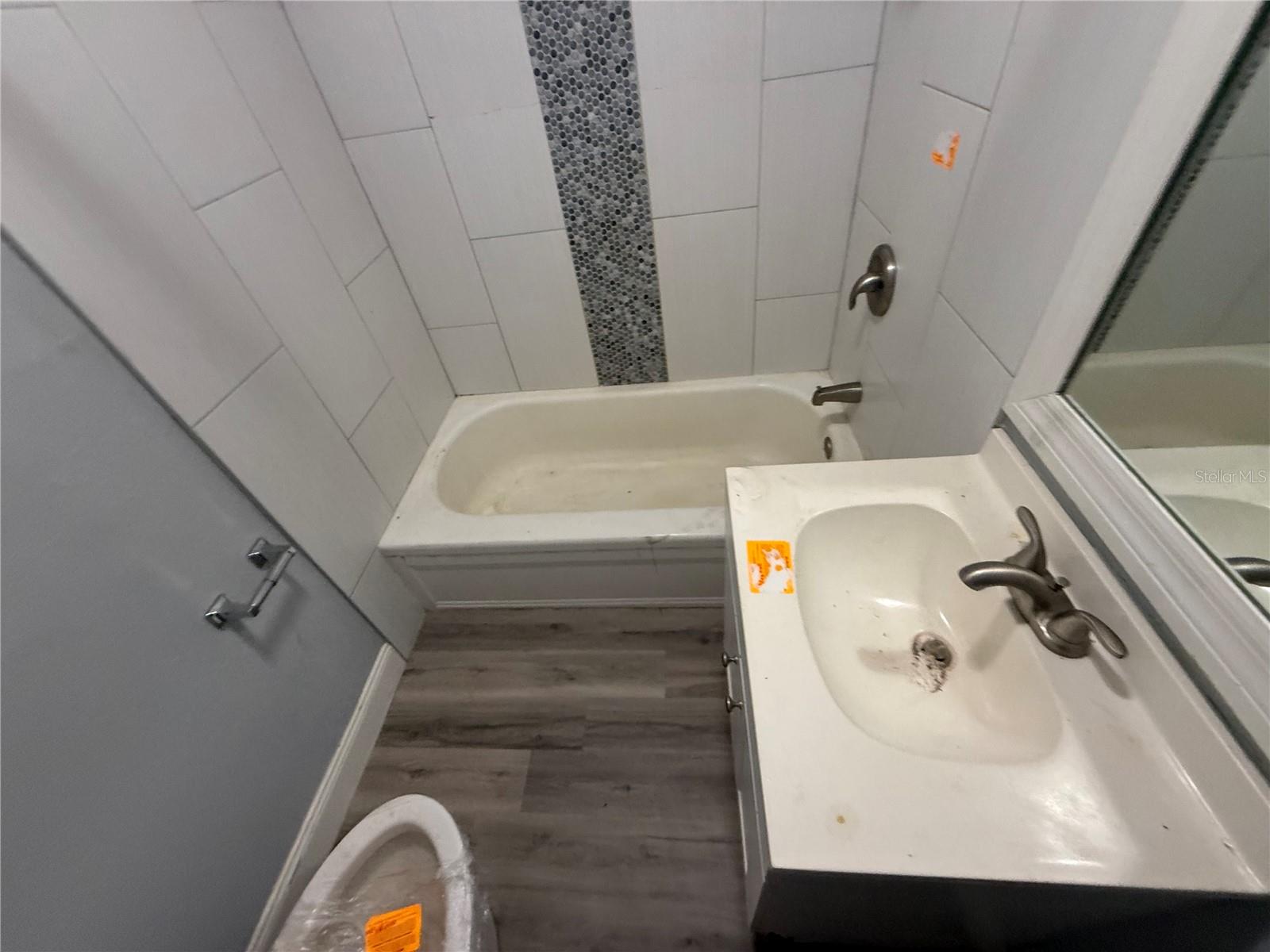 Image 9 of 17 For 5926 Crafton Drive