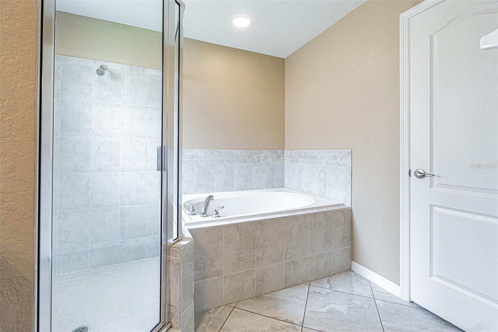 Image 14 of 30 For 1311 Evergreen Park Circle