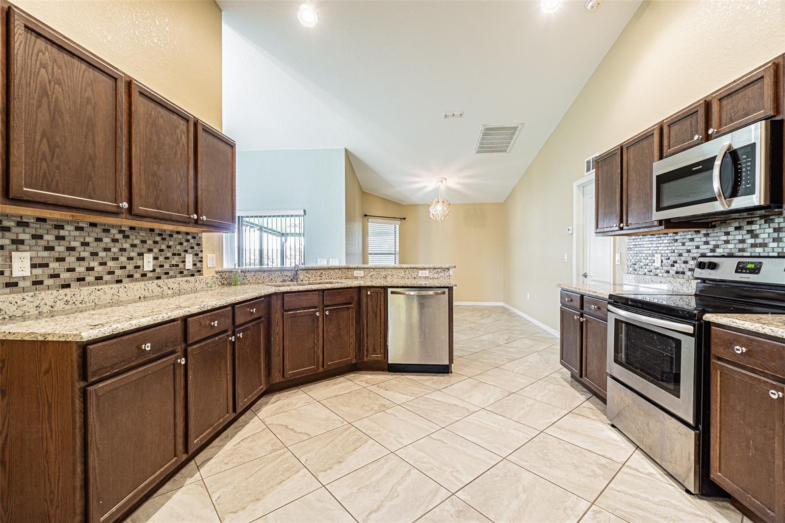 Image 4 of 30 For 1311 Evergreen Park Circle