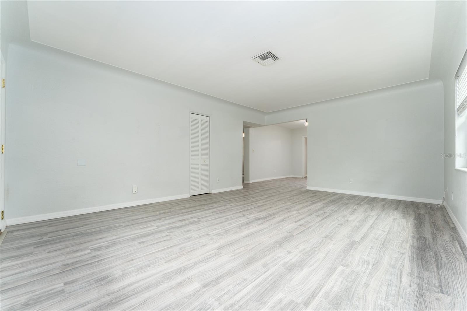 Image 10 of 49 For 811 20th Avenue N