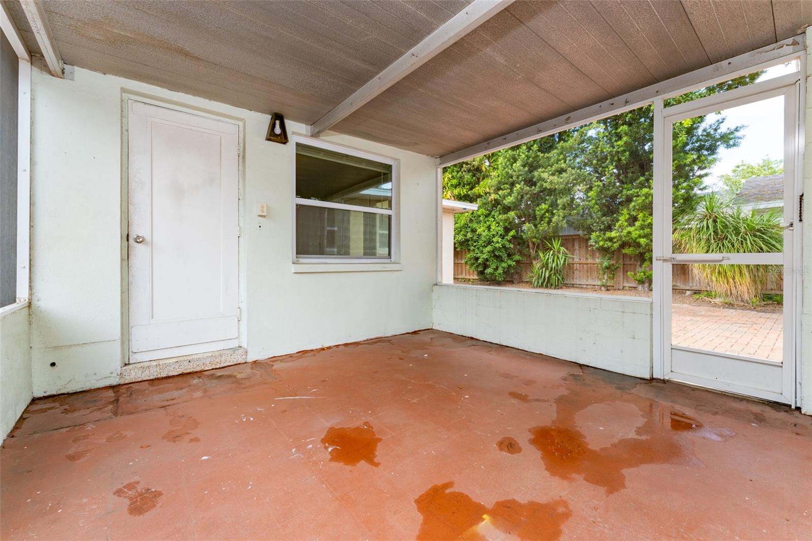 Image 21 of 49 For 811 20th Avenue N