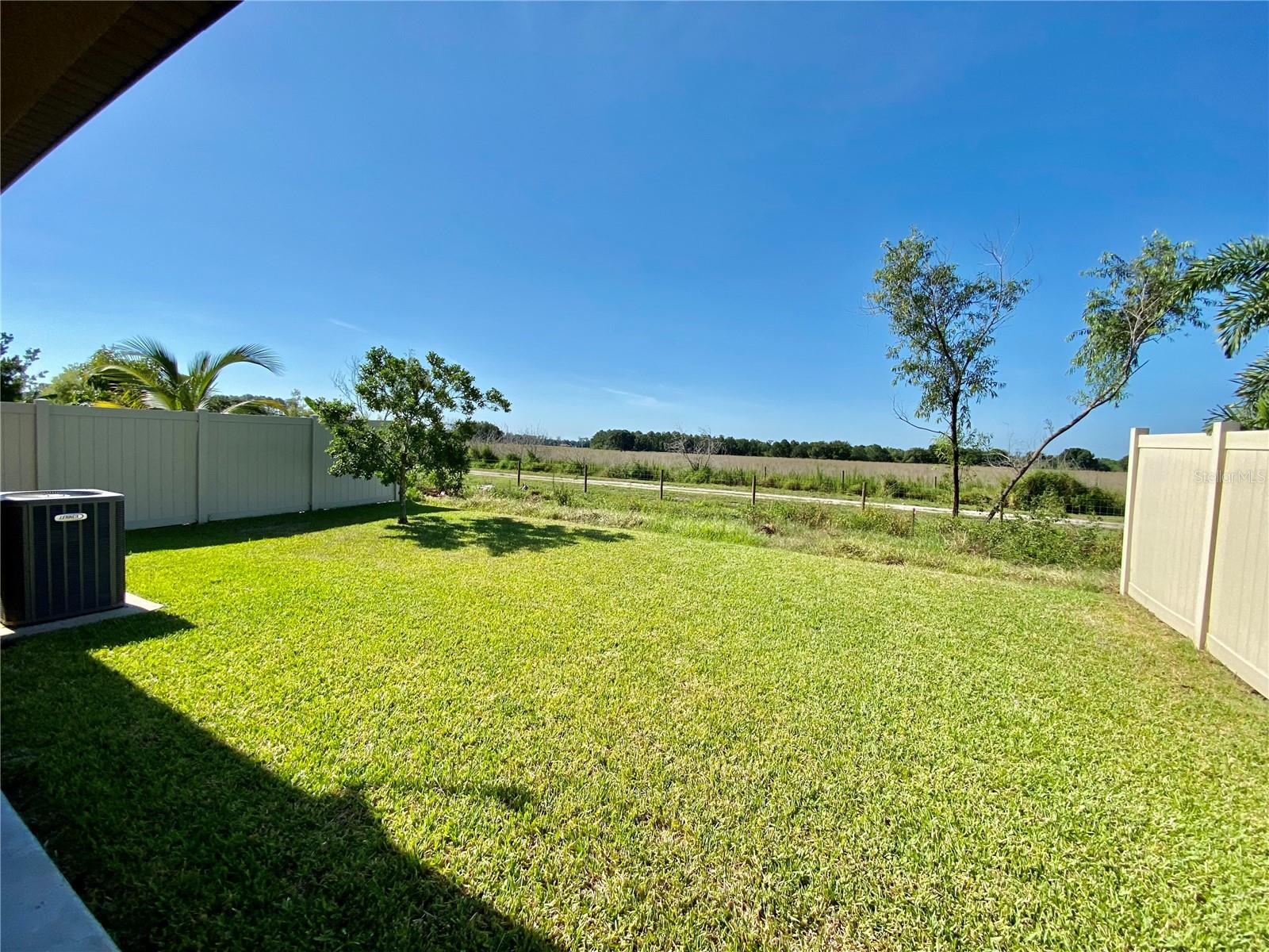 Image 21 of 25 For 10143 Newminster Loop