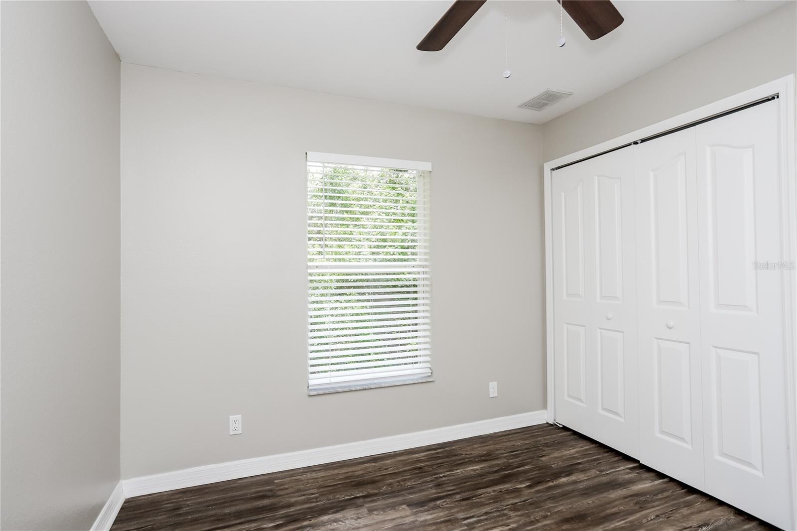 Image 10 of 15 For 2550 Comet Lane