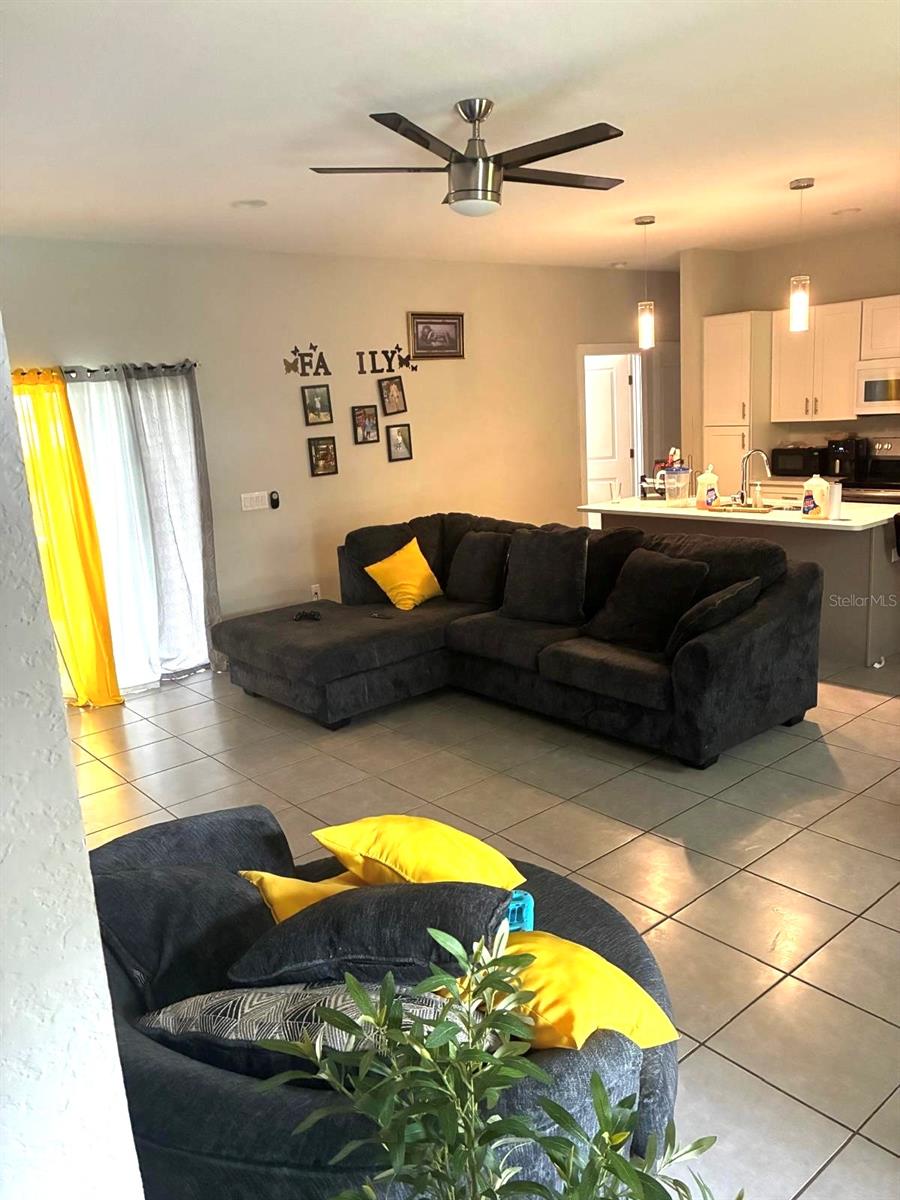 Image 12 of 16 For 305 Elderberry Court