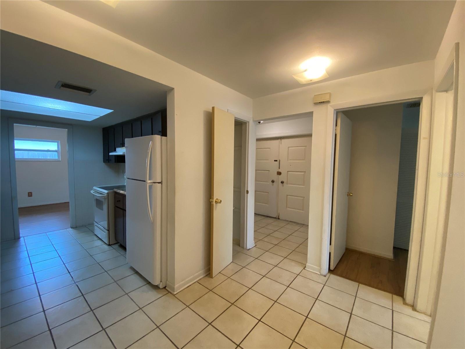 Image 10 of 33 For 2084 Ridgelane Road