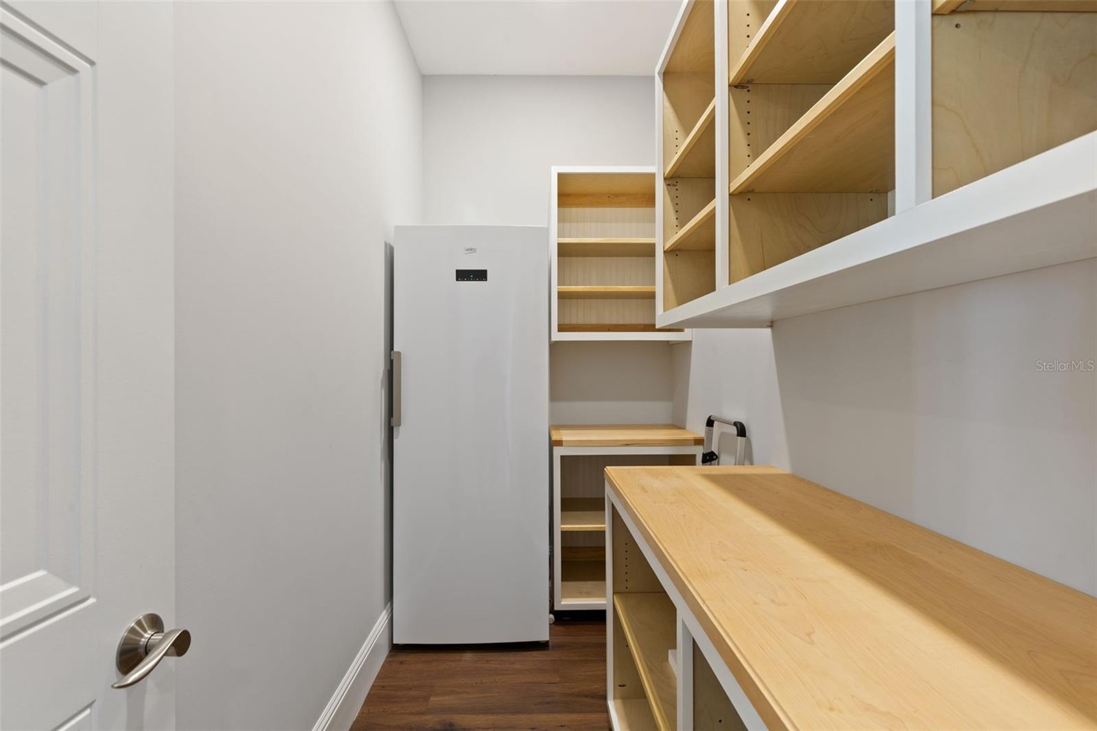 Image 15 of 43 For 3321 Kingsway Road