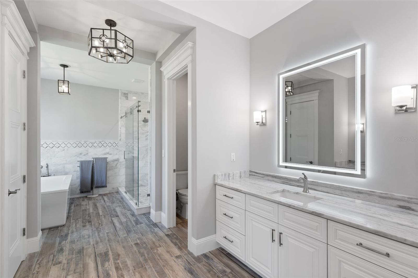 Image 22 of 43 For 3321 Kingsway Road