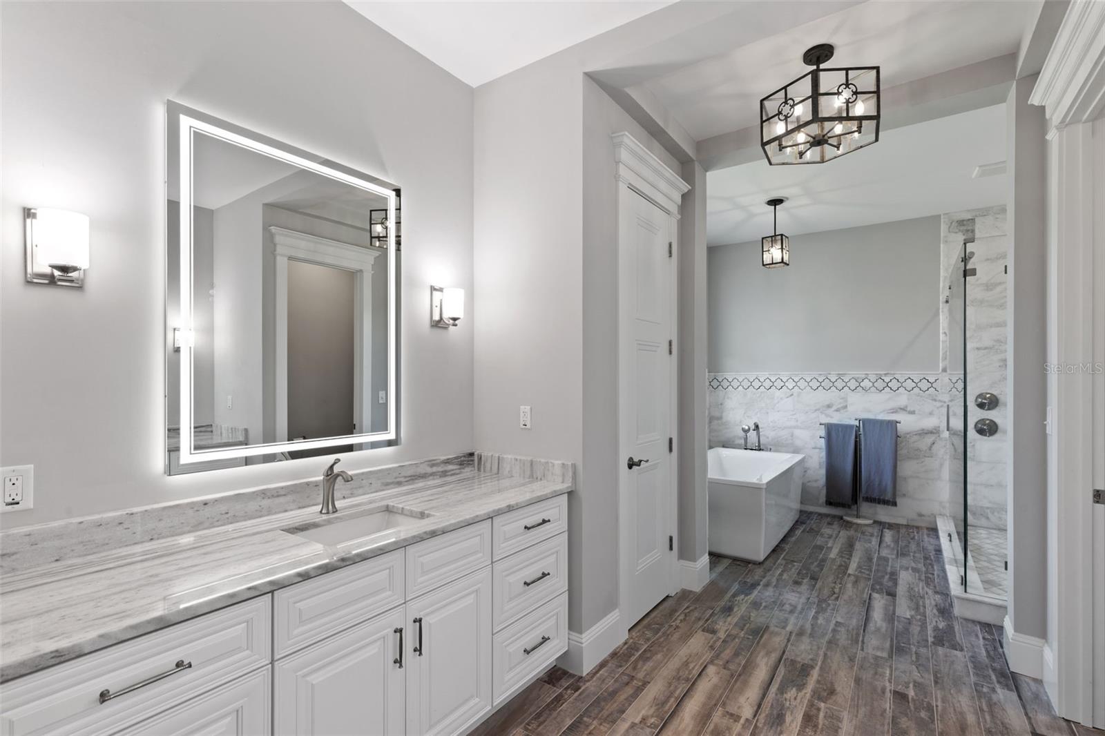 Image 26 of 43 For 3321 Kingsway Road