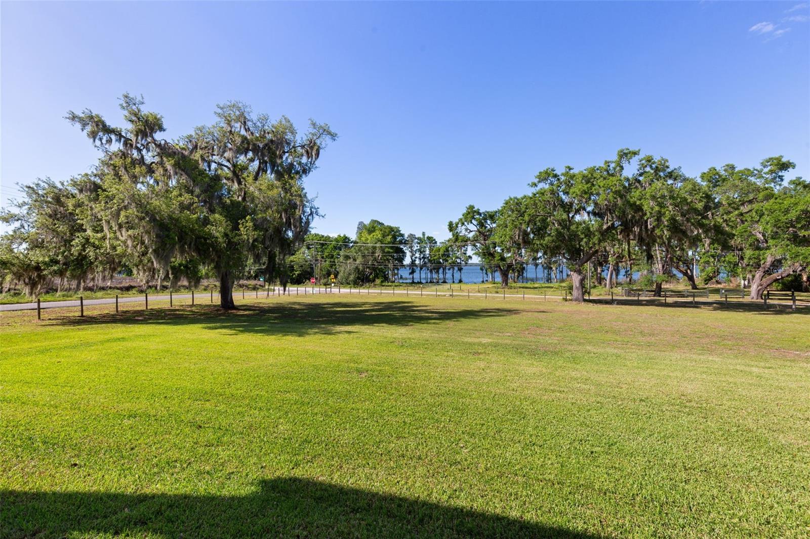 Image 35 of 43 For 3321 Kingsway Road