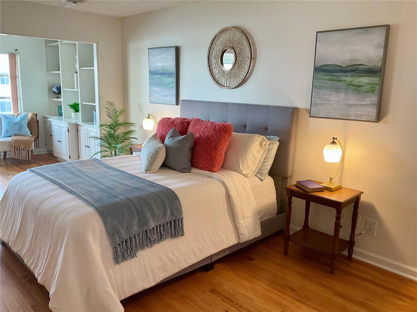 Image 16 of 24 For 100 Bluff View Drive 308a