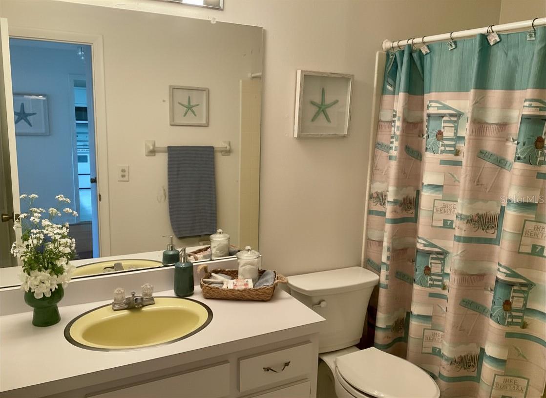 Image 17 of 24 For 100 Bluff View Drive 308a