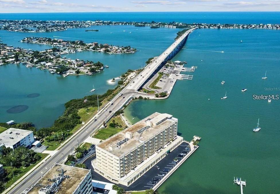 Image 2 of 24 For 100 Bluff View Drive 308a