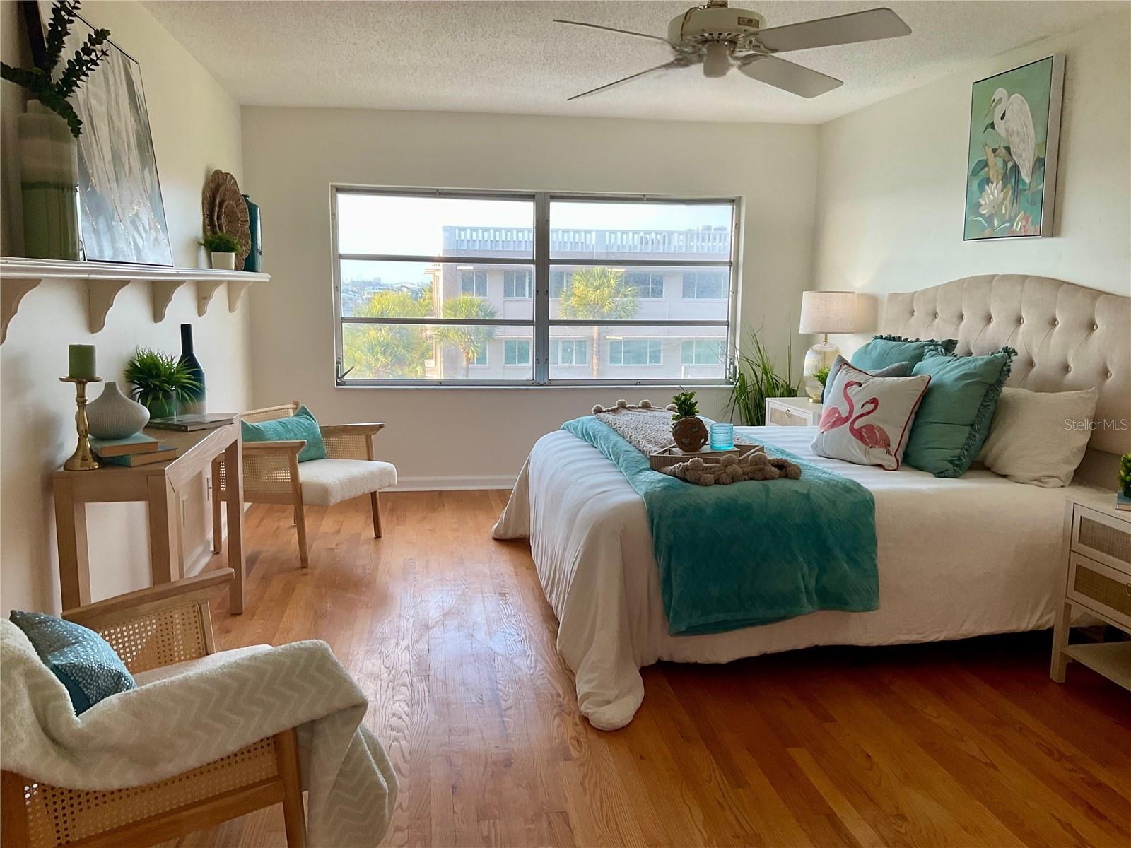 Image 20 of 24 For 100 Bluff View Drive 308a