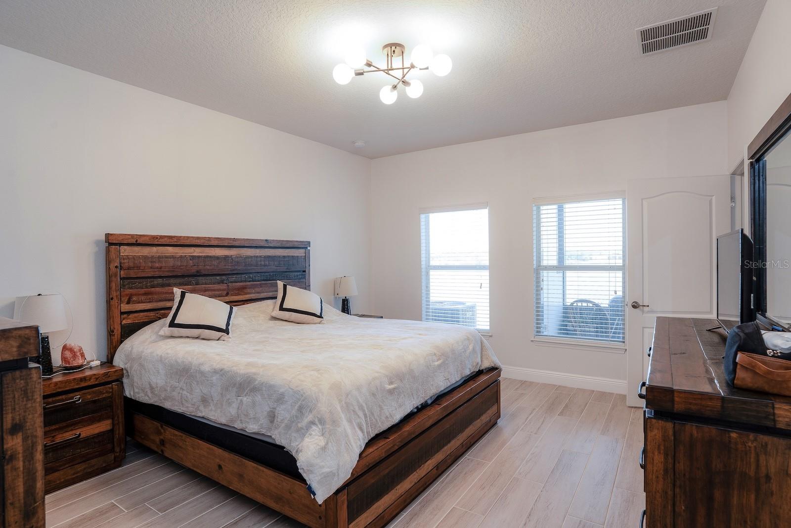 Image 24 of 56 For 8610 Turnstone Shore Lane