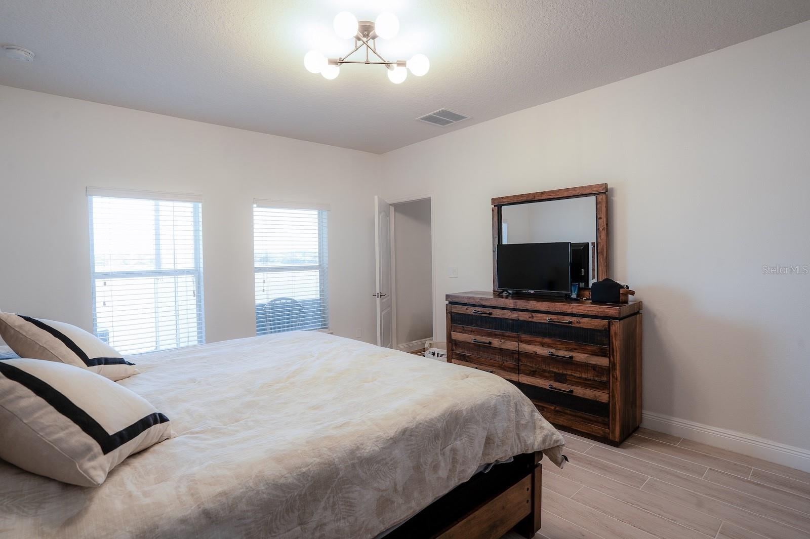 Image 25 of 56 For 8610 Turnstone Shore Lane