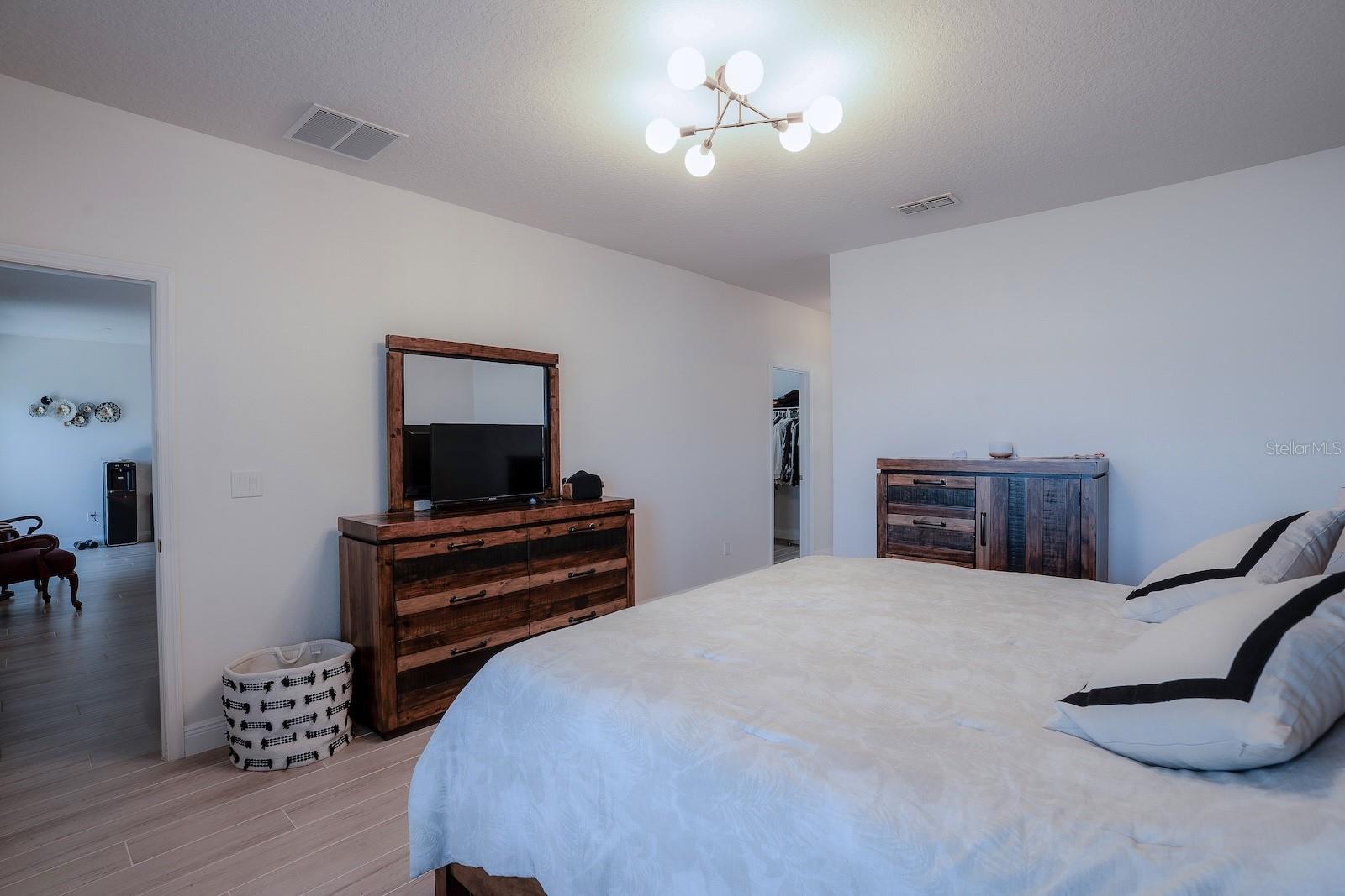 Image 26 of 56 For 8610 Turnstone Shore Lane