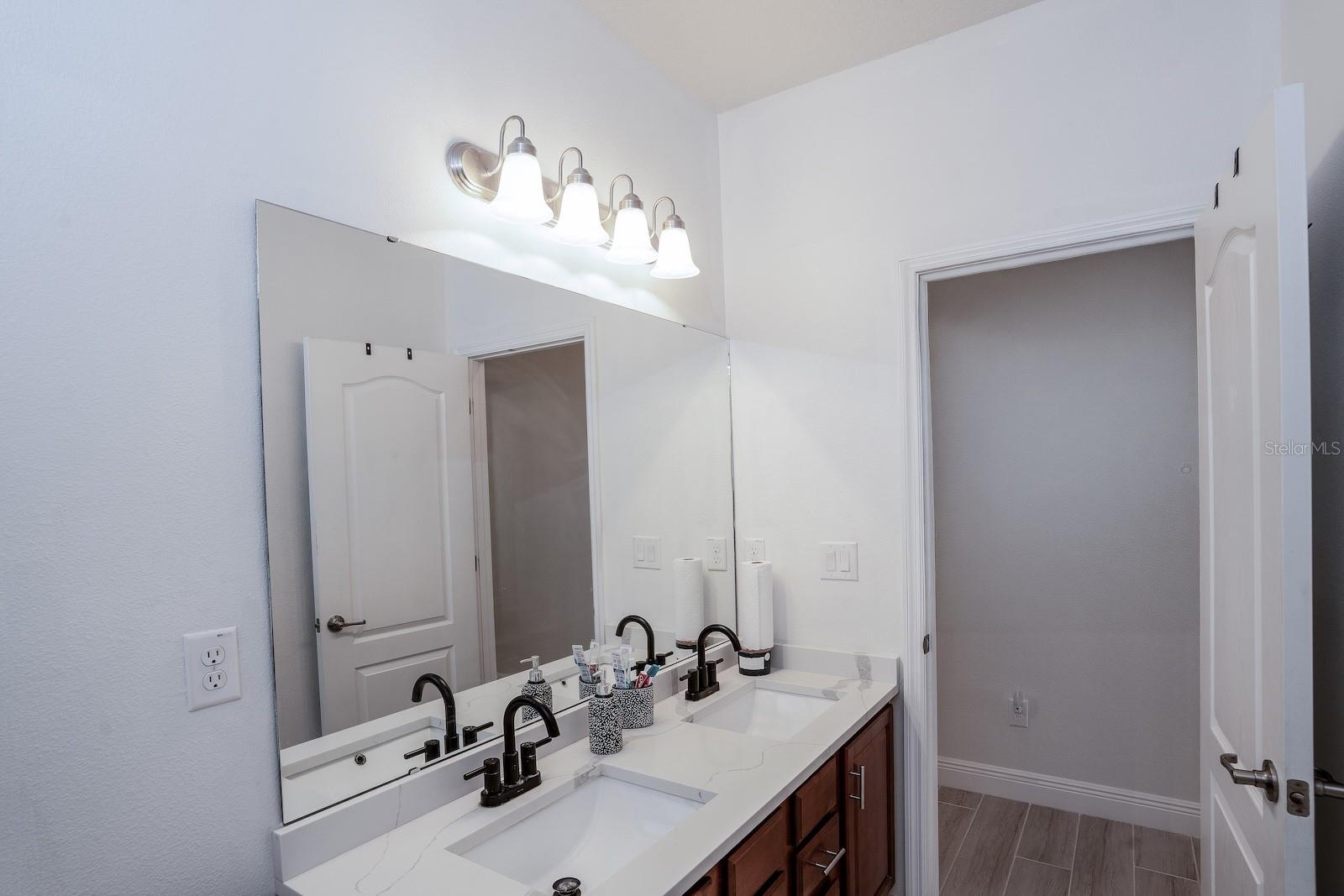 Image 38 of 56 For 8610 Turnstone Shore Lane