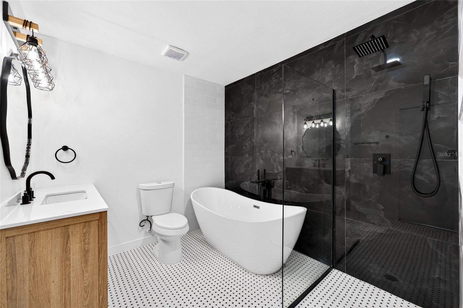 Image 15 of 35 For 14841 Oak Vine Drive