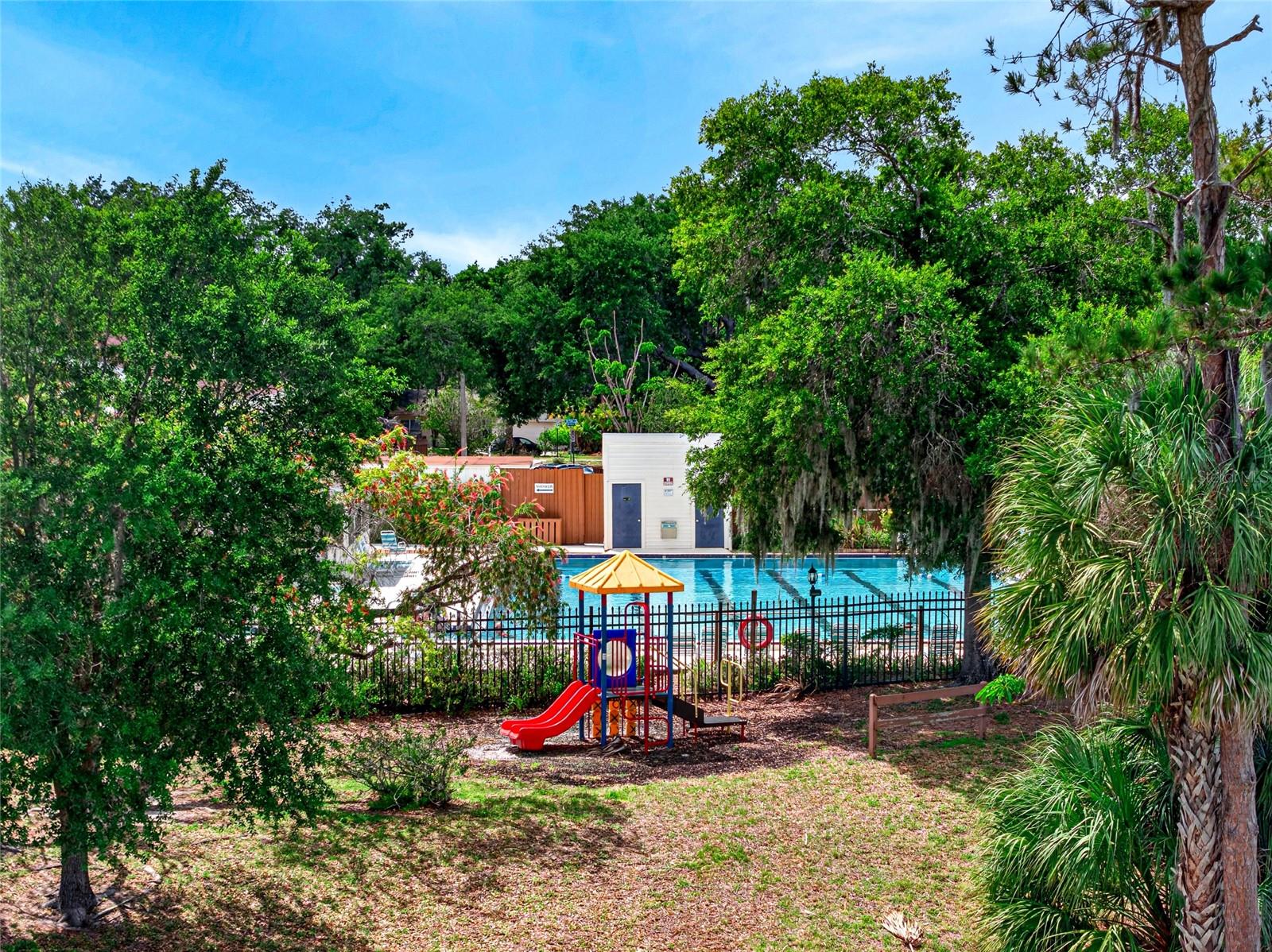 Image 32 of 35 For 14841 Oak Vine Drive