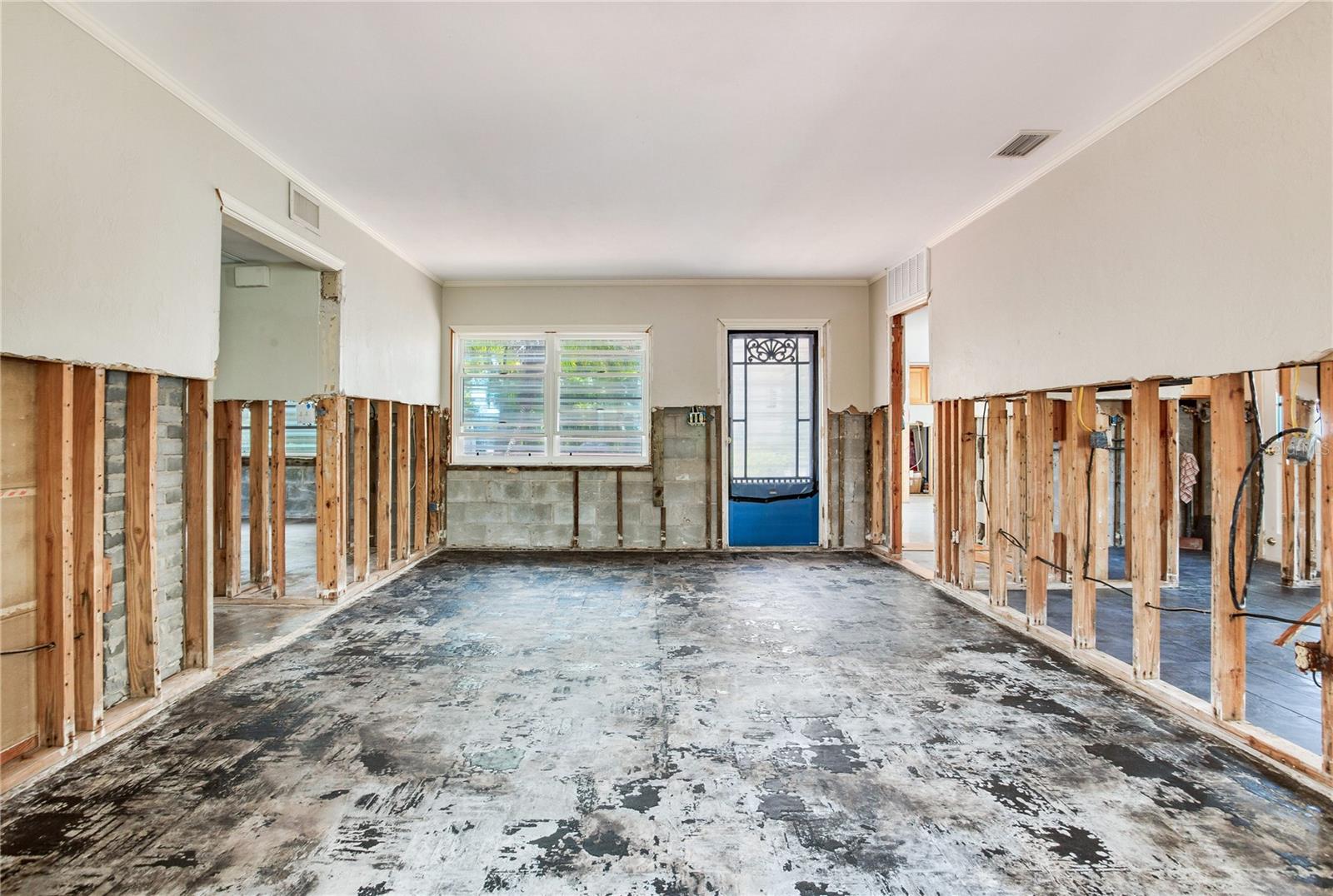 Image 20 of 50 For 16107 Gulf Boulevard