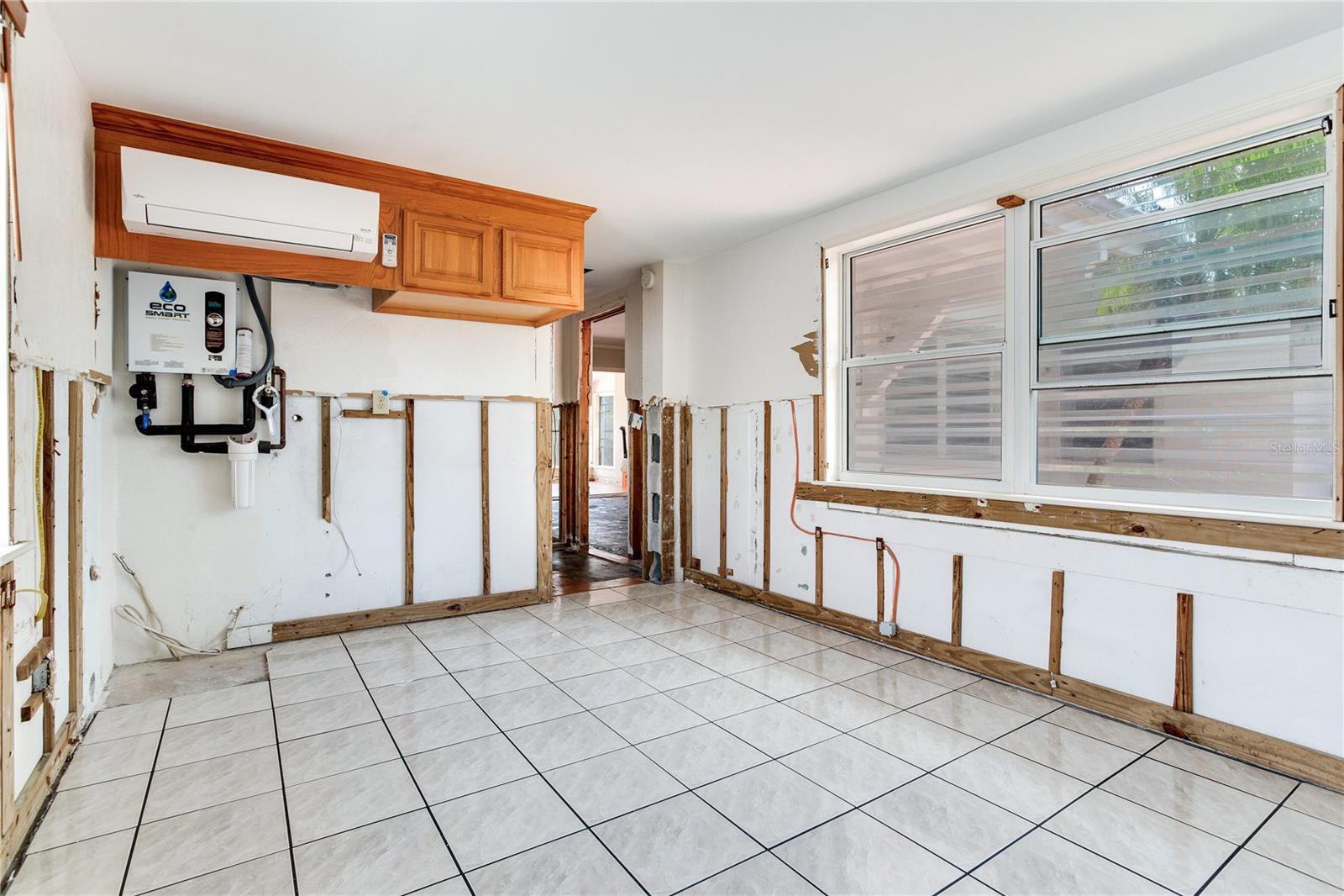 Image 27 of 50 For 16107 Gulf Boulevard