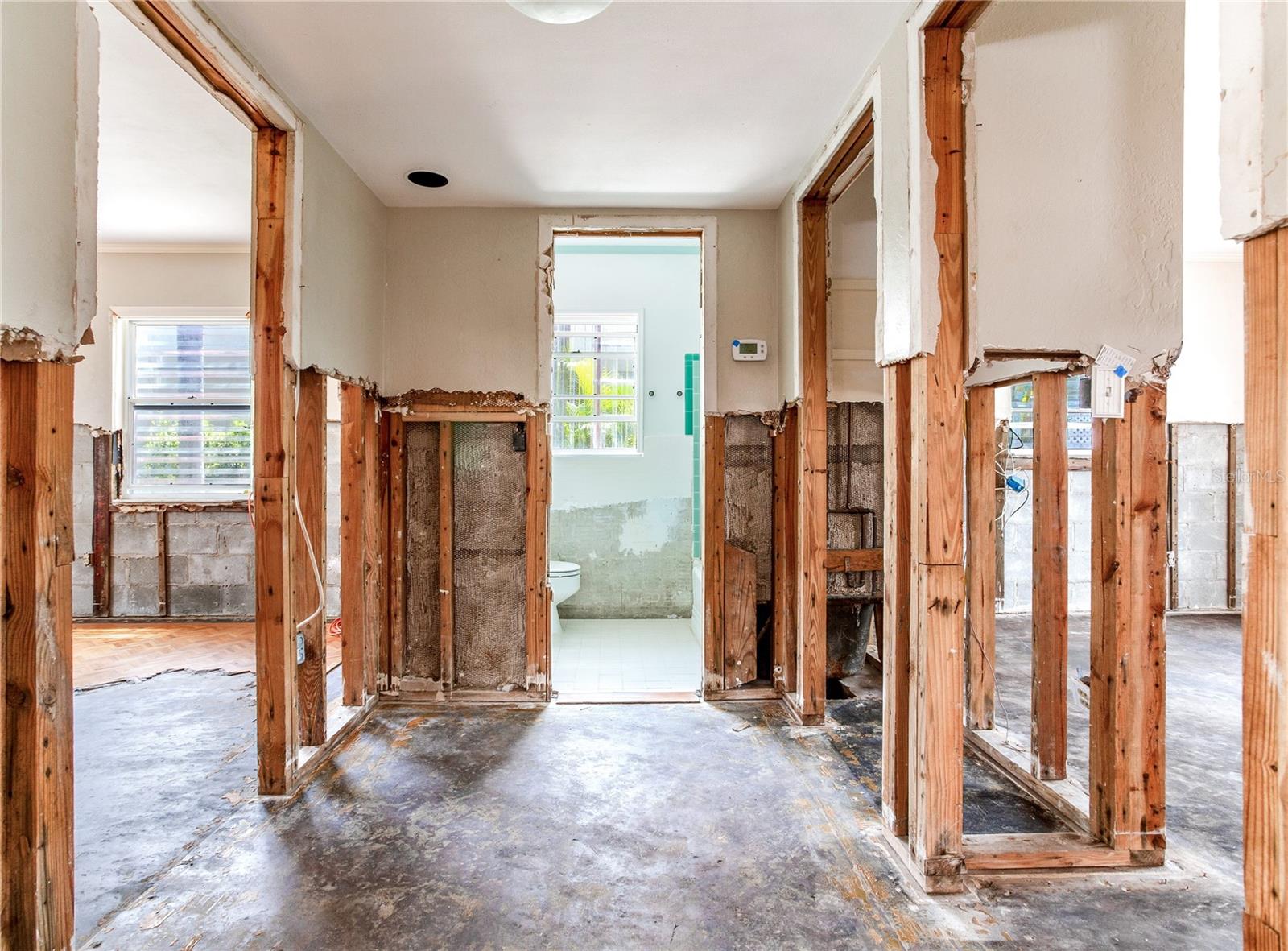 Image 28 of 50 For 16107 Gulf Boulevard