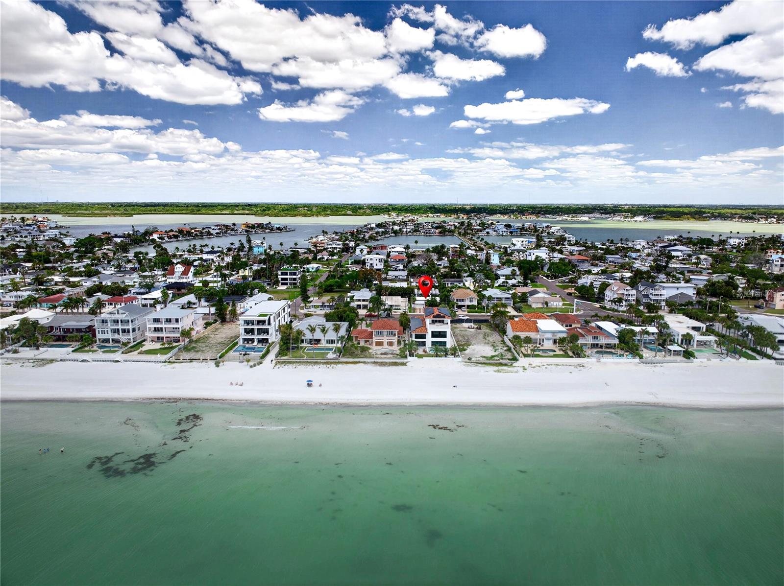 Image 3 of 50 For 16107 Gulf Boulevard