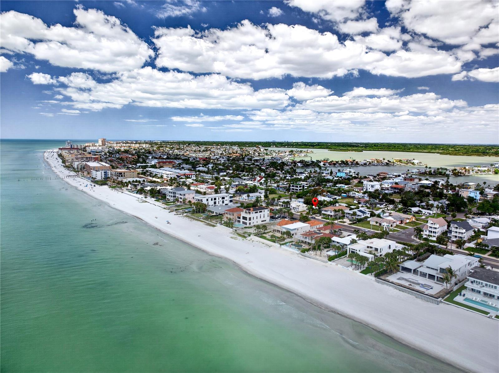 Image 4 of 50 For 16107 Gulf Boulevard