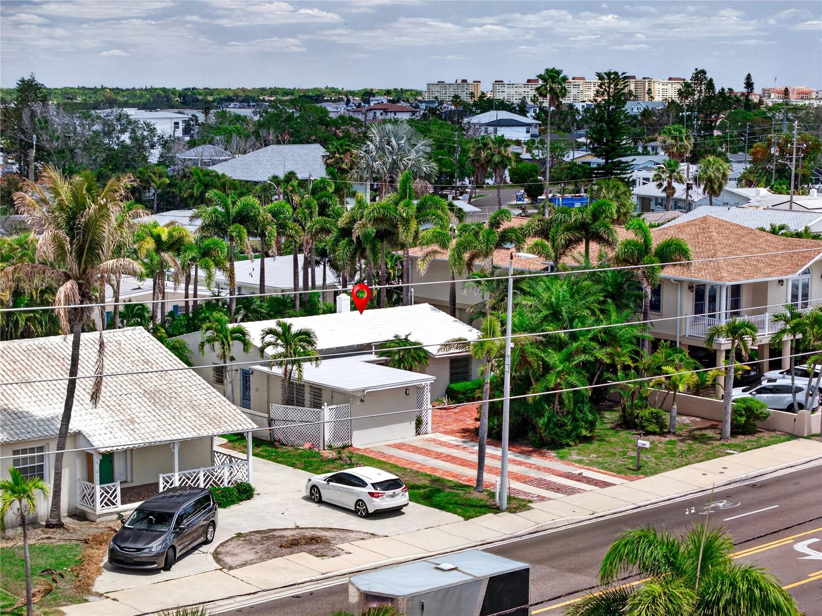 Image 43 of 50 For 16107 Gulf Boulevard