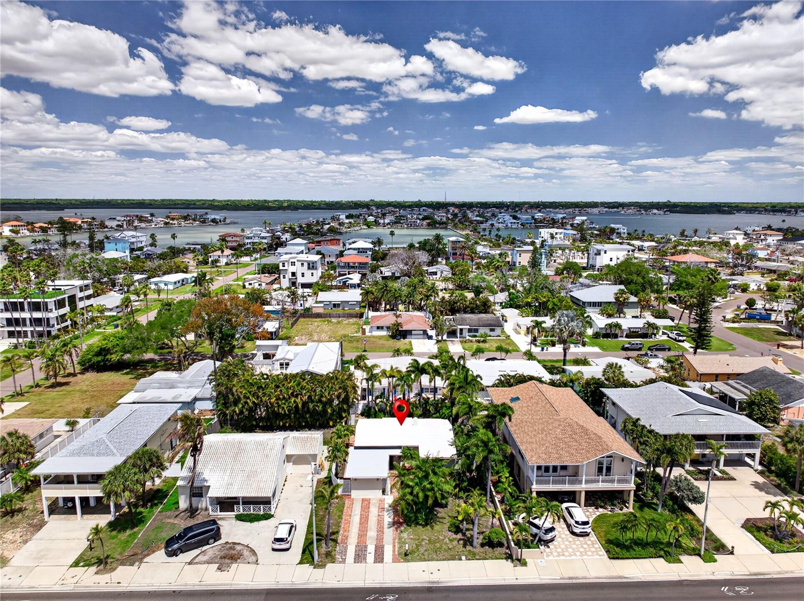 Image 44 of 50 For 16107 Gulf Boulevard