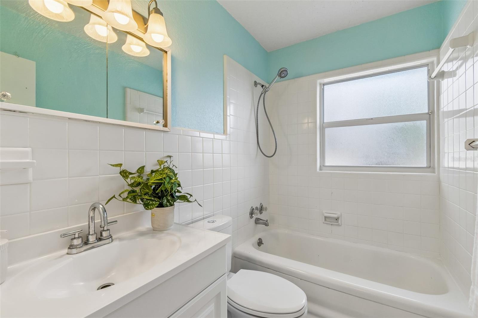 Image 14 of 19 For 1716 Madrid Drive