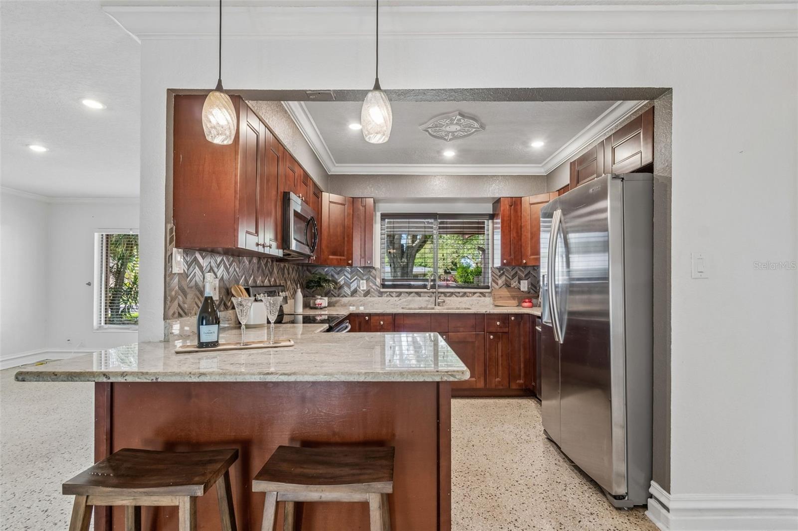 Image 5 of 19 For 1716 Madrid Drive