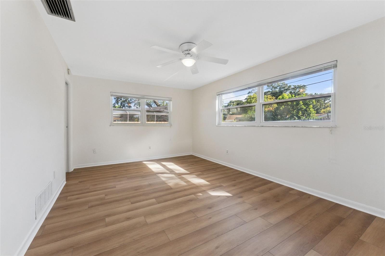 Image 17 of 42 For 1531 Picardy Circle