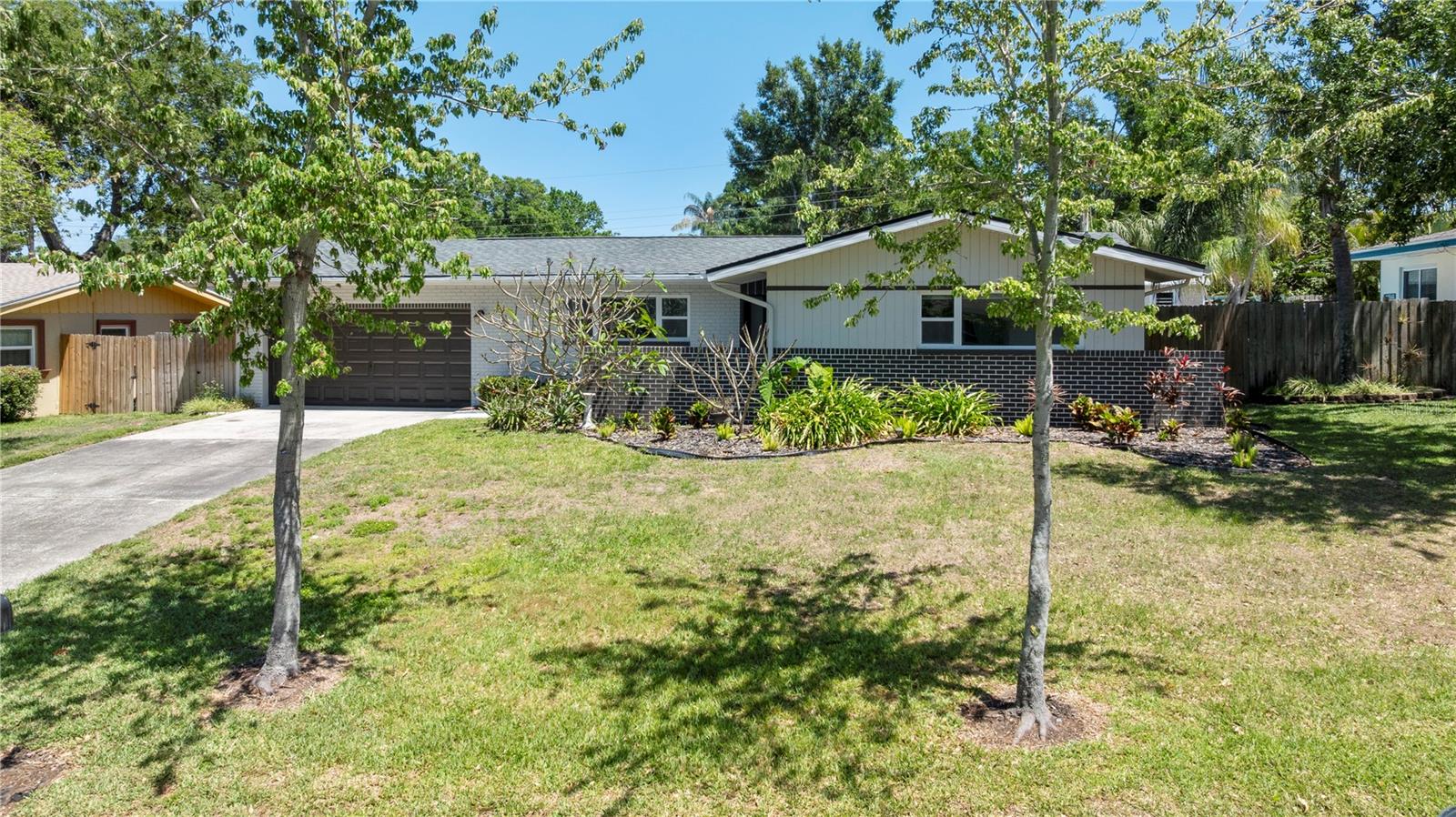 Image 2 of 42 For 1531 Picardy Circle