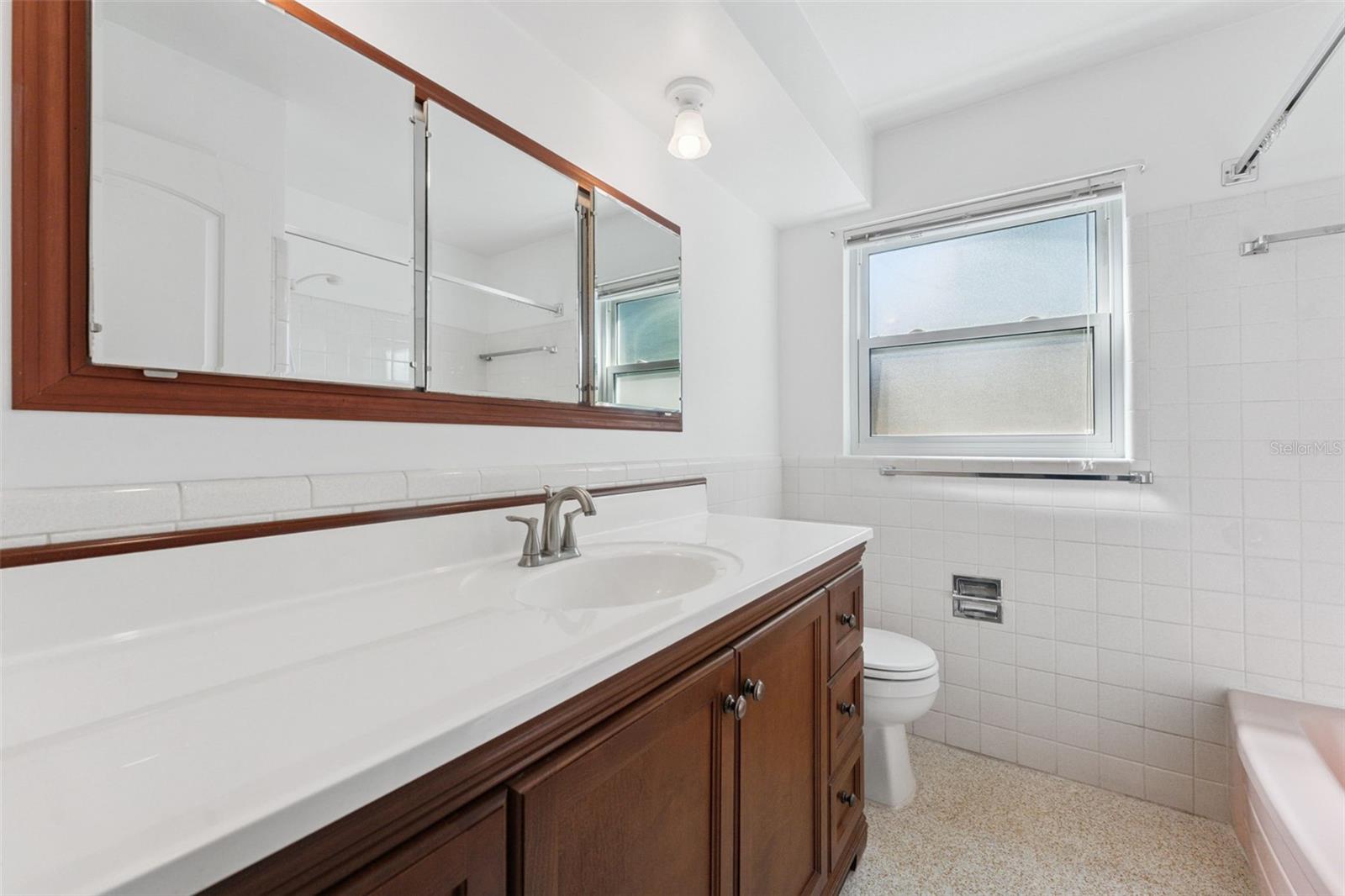 Image 25 of 42 For 1531 Picardy Circle