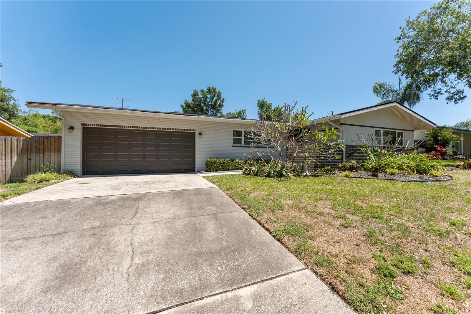 Image 5 of 42 For 1531 Picardy Circle